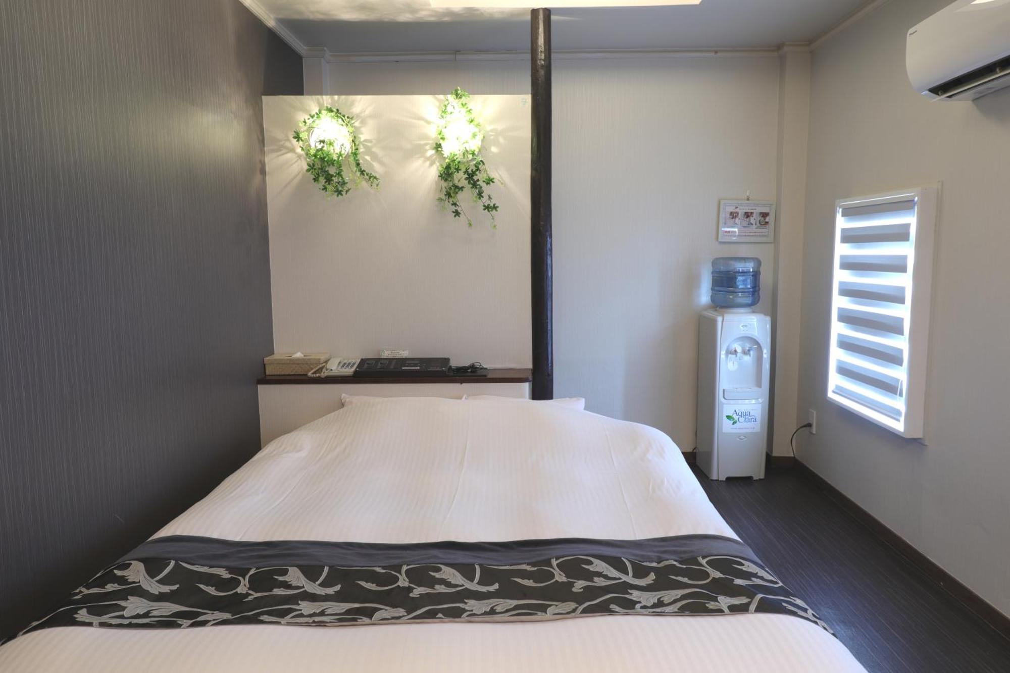 天然個室温泉 Hotel Lafontaine 諏訪 (Adults Only) Suwa  Esterno foto