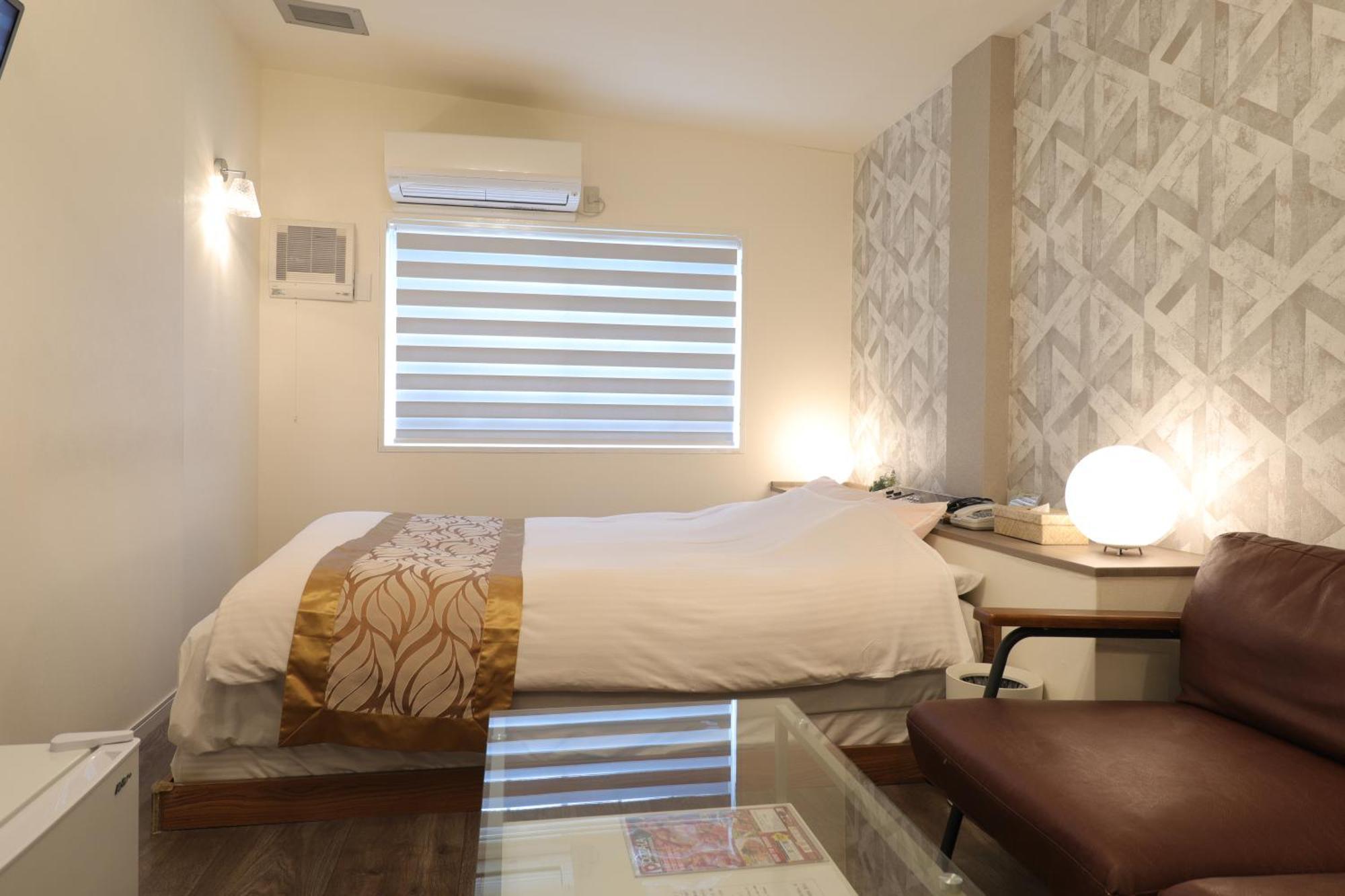 天然個室温泉 Hotel Lafontaine 諏訪 (Adults Only) Suwa  Esterno foto