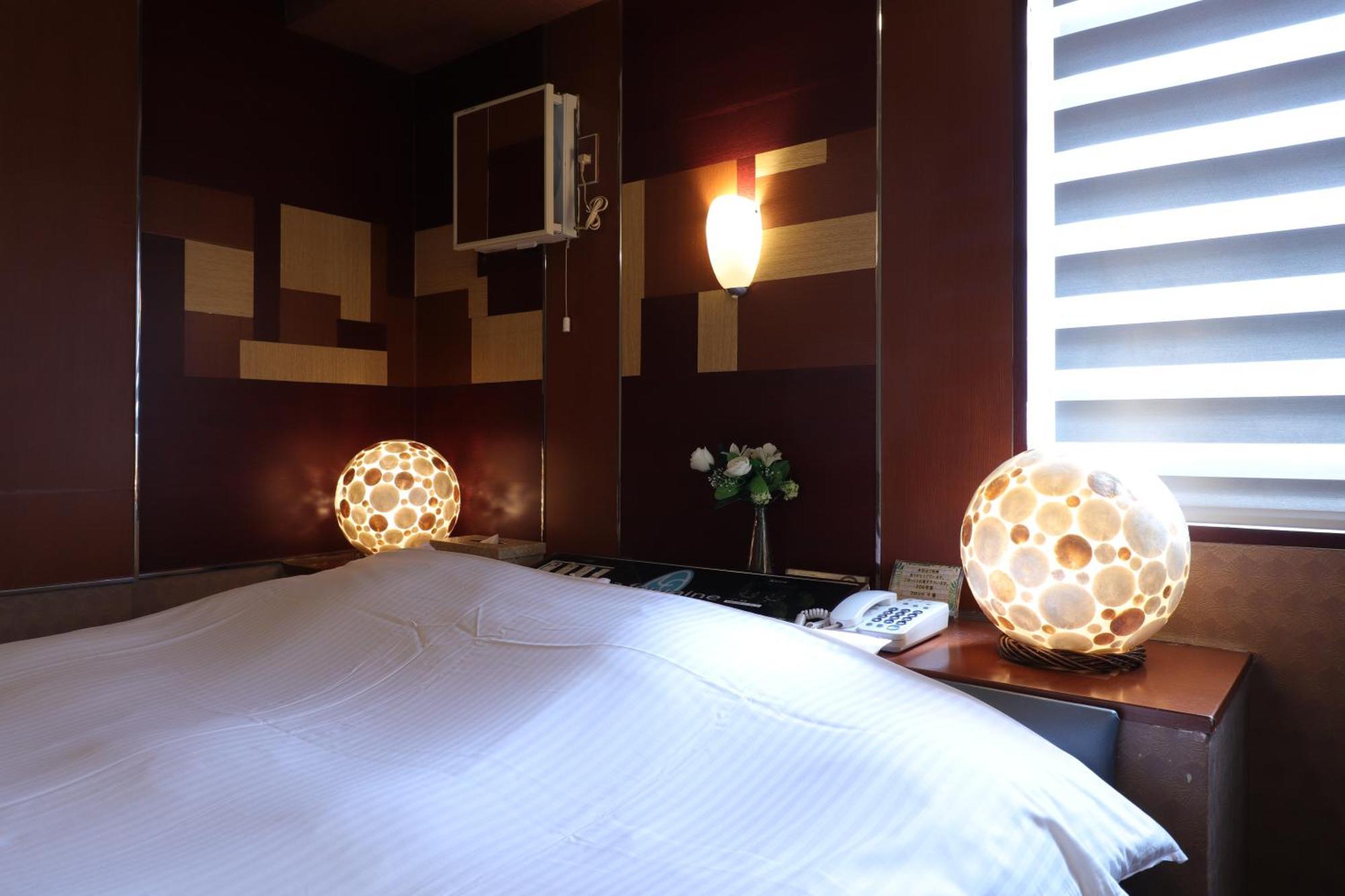 天然個室温泉 Hotel Lafontaine 諏訪 (Adults Only) Suwa  Esterno foto
